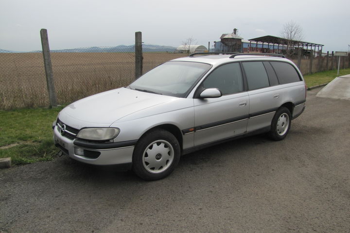 Opel Omega