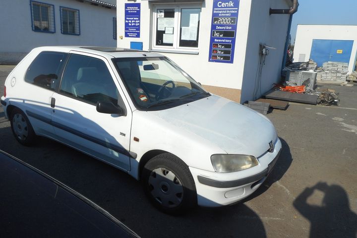 Peugeot 106