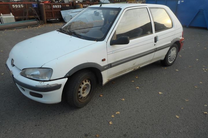 Peugeot 106