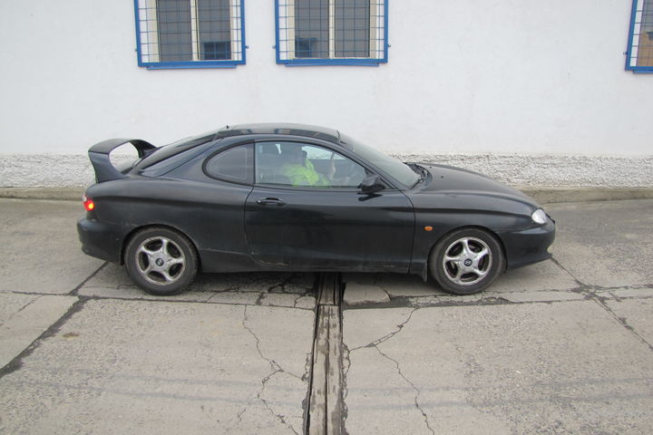 Hyundai Coupe