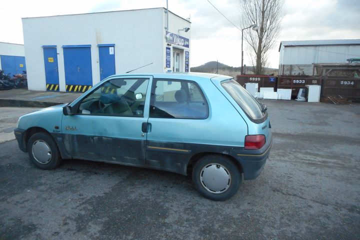 Peugeot 106