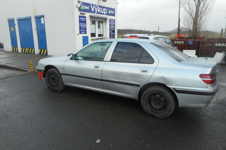 Peugeot 406