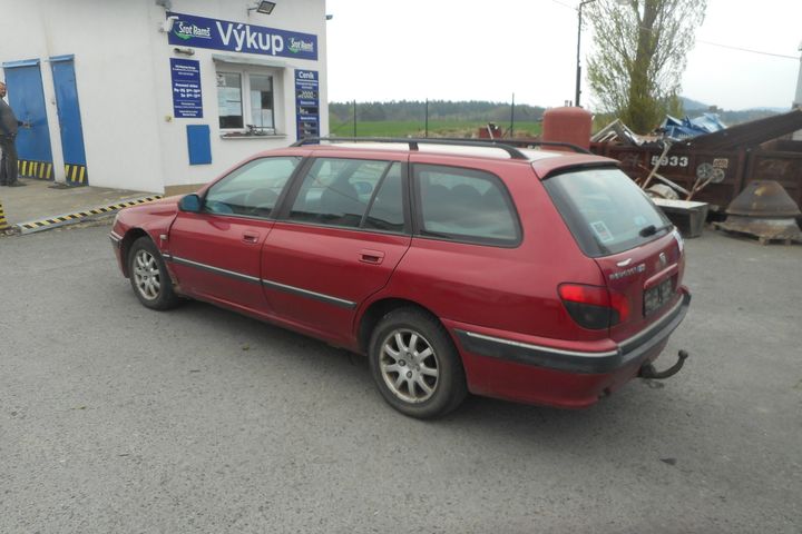 Peugeot 406