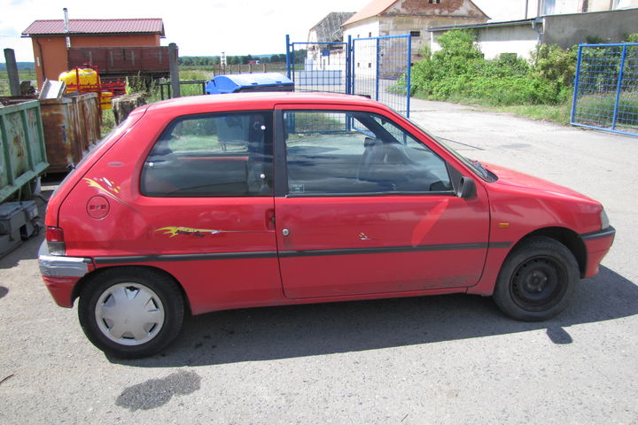 Peugeot 106