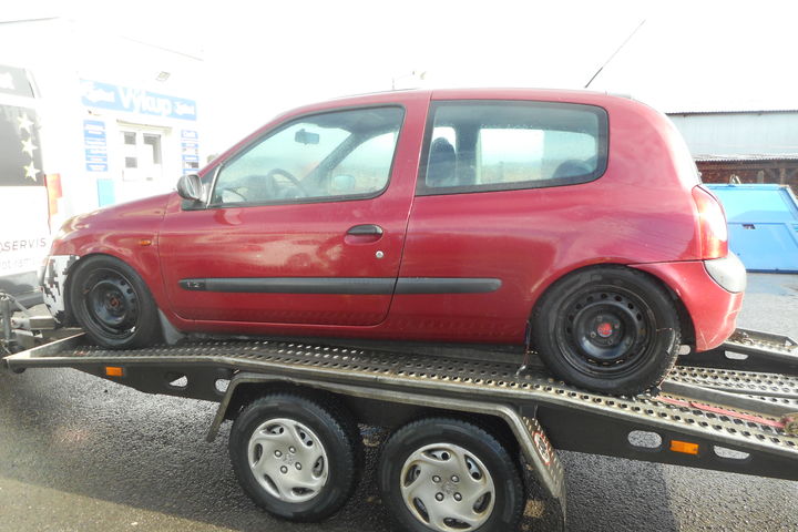 RENAULT CLIO