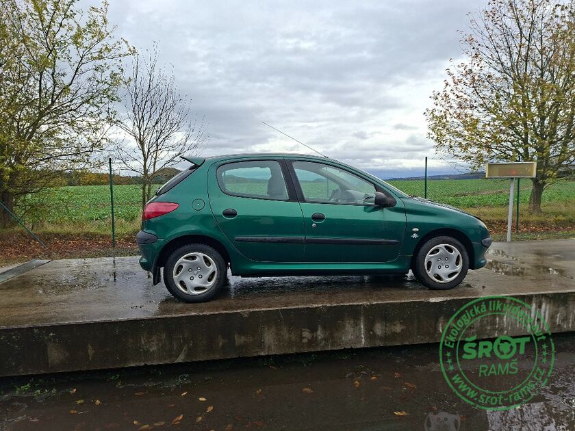 PEUGEOT 206, R.2002, 1.1, 44KW
