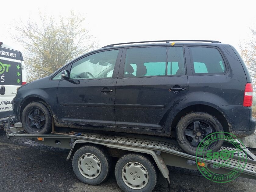 VOLKSWAGEN TOURAN, R.2005, 1.9, 77KW
