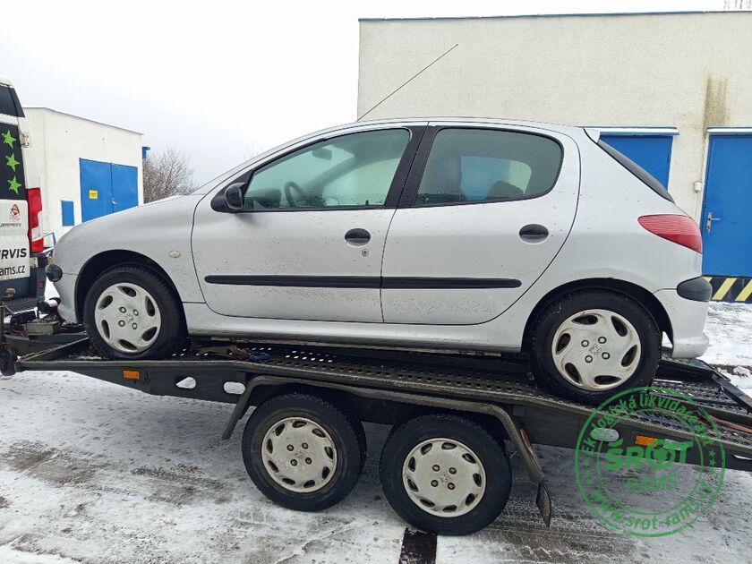 PEUGEOT 206, R.2001, 1.1, 44KW
