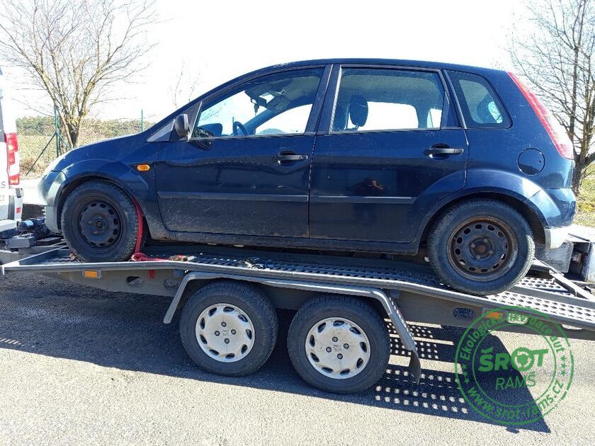 FORD FIESTA, R. 2004, 51 KW, 1.3