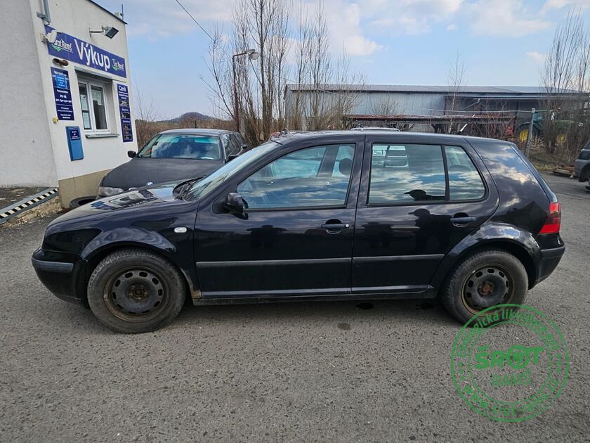VOLKSWAGEN GOLF, R. 2001, 55 KW, 1.4