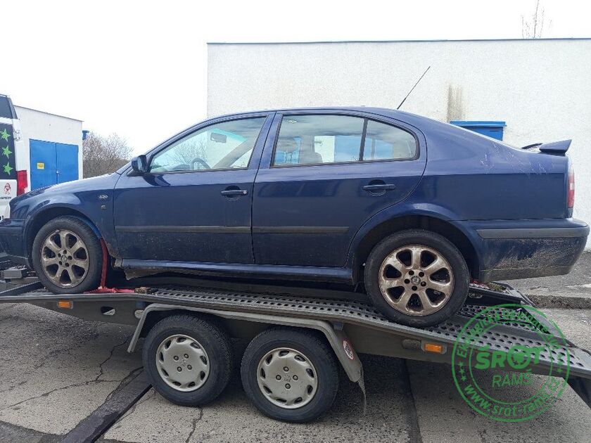 ŠKODA OCTAVIA, R. 2000, 110 KW, 1.8