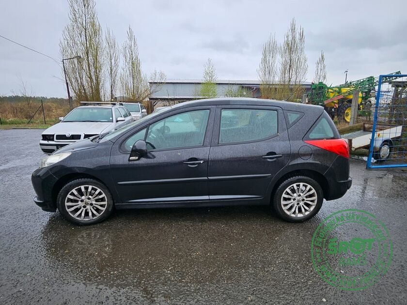 PEUGEOT 207, R. 2009, 88 KW, 1.6
