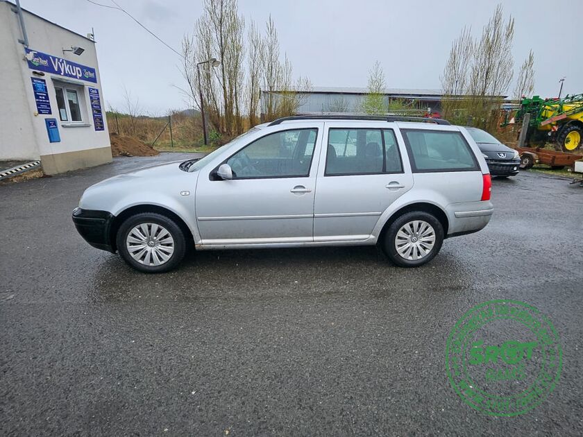 VOLKSWAGEN GOLF, R. 2003, 81 KW, 1.6