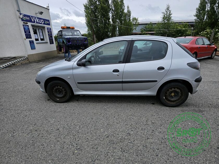 PEUGEOT 206, R. 2000, 55 KW, 1.4, TYP: KFX